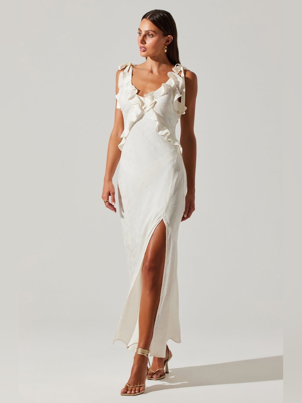 NWT ASTR The Label Sorbae Ruffle Maxi Dress White M $148
